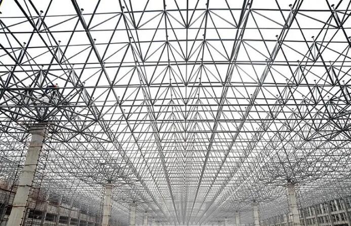 鋼結構施工有哪些注意事項？如何做才能保證工程質量？